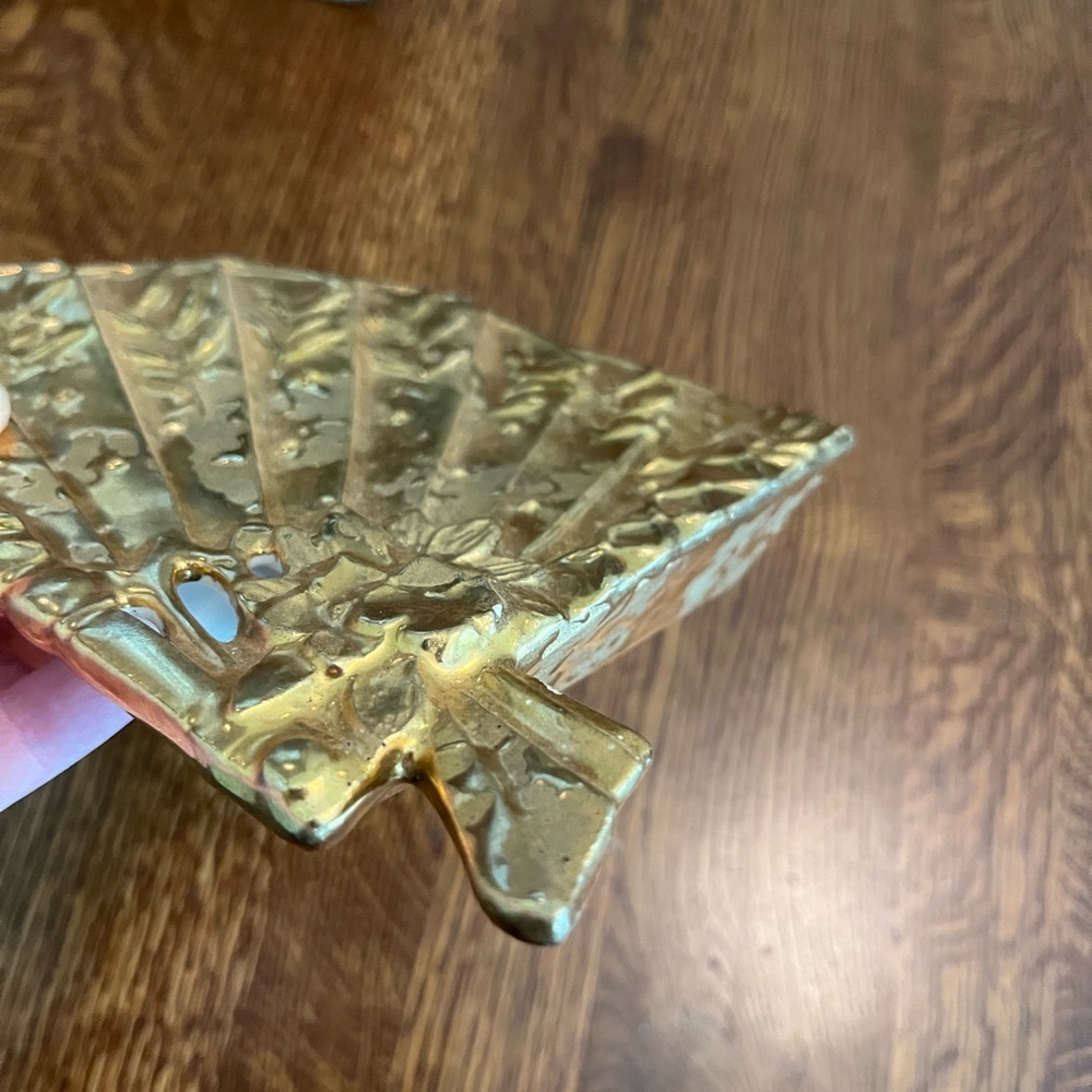 McCoy Vintage Gold Fan Wall Decor - Picture 7 of 14